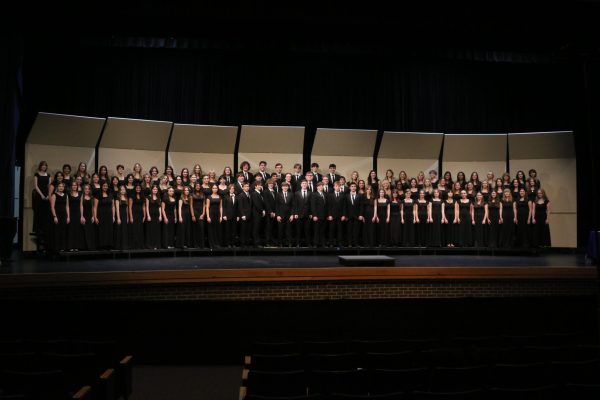 East Choir Ends the Year in Song