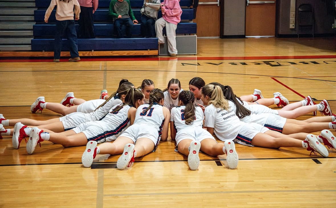Girls’ Basketball Looks to Repeat Success
